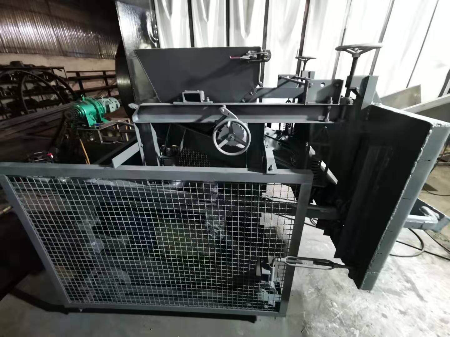 上海双加料摆动式加料机